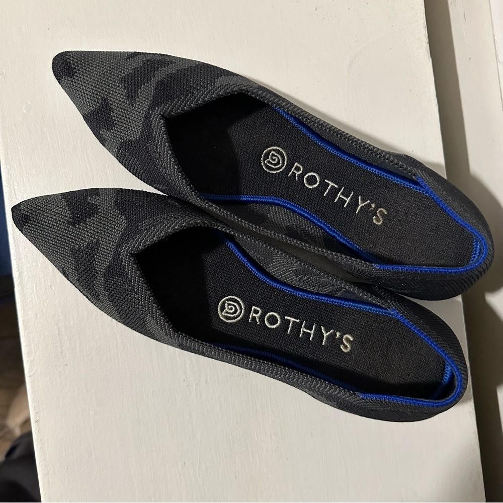 rothy’s - the point flats shoes slip-on pull-on pointed camouflage retired